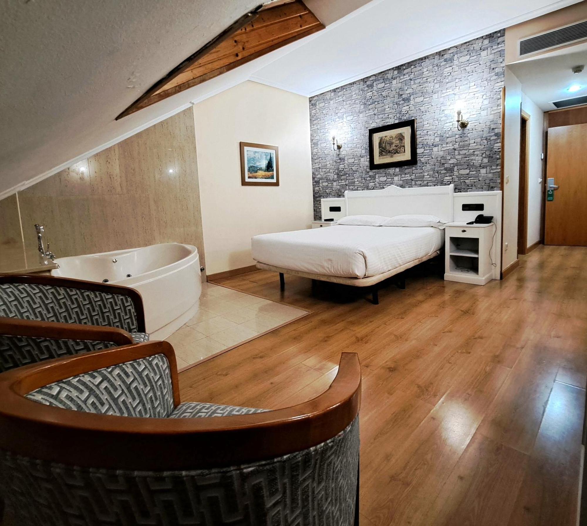 Hotel Ciudad Кангас-де-Онис Экстерьер фото