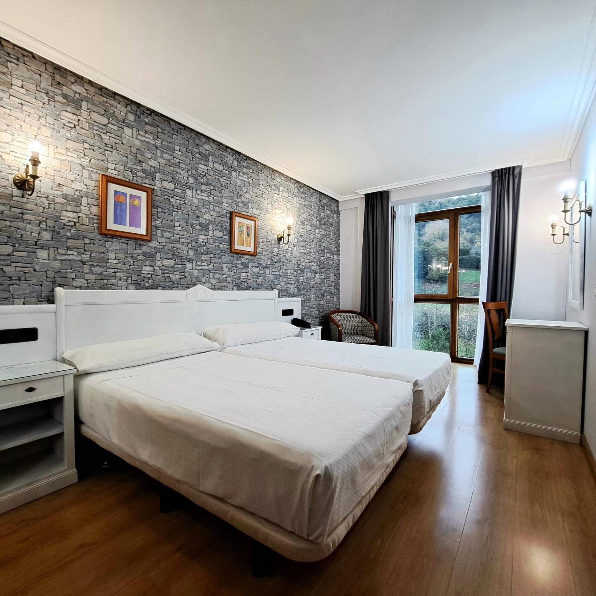 Hotel Ciudad Кангас-де-Онис Экстерьер фото